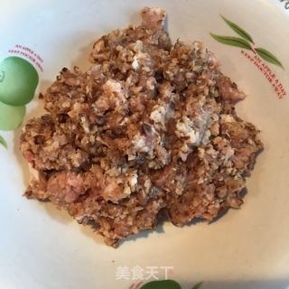 香菇肉末糯米饭的做法步骤：1