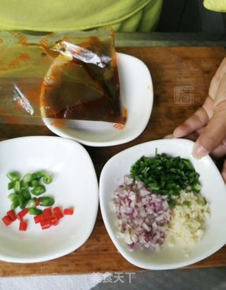 锡纸金针菇的做法步骤:2
