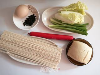 菜芯火腿鸡蛋汤面的做法步骤：1