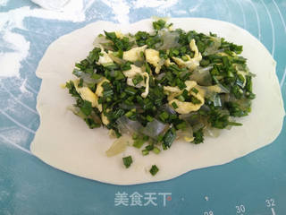 韭菜宽粉馅合子 的做法步骤:8