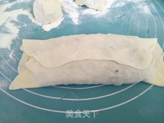 韭菜宽粉馅合子 的做法步骤:9