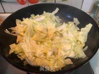 白菜炖粉丝的做法步骤：3