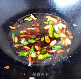 酱烧鲫头鱼的做法步骤:6