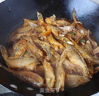 酱烧鲫头鱼的做法步骤:7