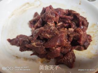 西红柿青椒炒牛肉的做法步骤:3