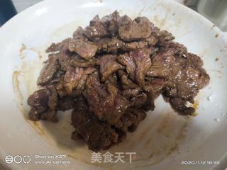 西红柿青椒炒牛肉的做法步骤：6