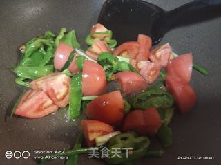 西红柿青椒炒牛肉的做法步骤：8