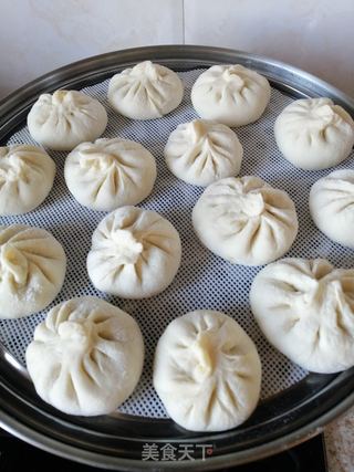白菜猪肉粉条包的做法步骤:12