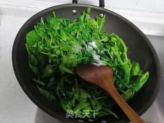 素炒豌豆苗的做法步骤：4