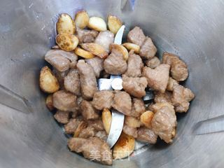 蒜子牛肉的做法步骤:7
