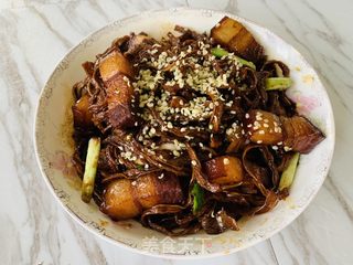 火麻仁红烧肉干豇豆的做法步骤：5