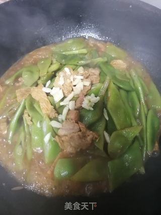 五花肉烧扁豆的做法步骤：7