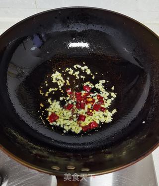炝炒茼蒿的做法步骤:5
