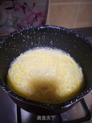 番茄肉酱意面的做法步骤:5