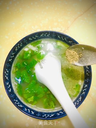 海鲜汤的做法步骤：5