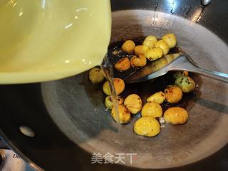 板栗烧鸡胸肉的做法步骤:8
