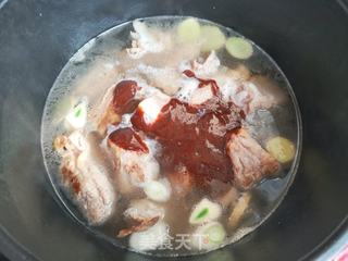 土豆炖排骨+花卷一锅出的做法步骤:9