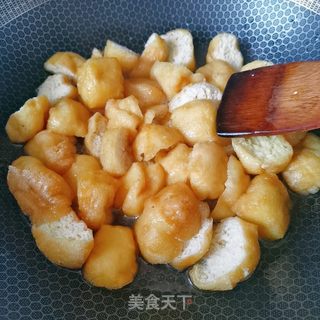 焖汁油豆腐的做法步骤：4