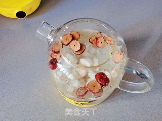 美容养颜银耳羹的做法步骤:4