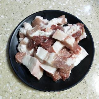 家常红烧肉 的做法步骤:2