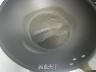 鸡杂炒青椒的做法步骤：2