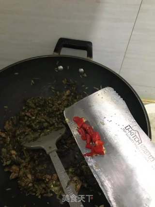 咸菜炒肉丝的做法步骤：4