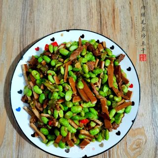 肉丝毛豆炒豆干的做法步骤：9