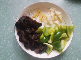 滑炒鱼片的做法步骤:3
