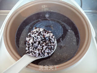 紫薯黑米粥的做法步骤:7