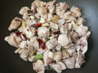 鸡腿一锅炖的做法步骤:11