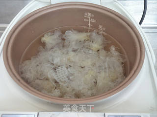 红薯银耳羹的做法步骤:3