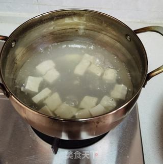 鸭血炖豆腐的做法步骤:3