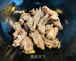 火麻仁红焖羊排的做法步骤：3