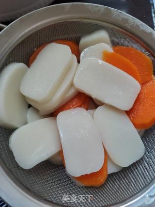 青菜胡萝卜炒年糕的做法步骤:6