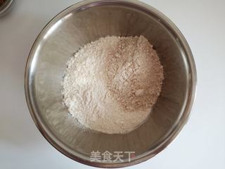 莜面红糖发面饼的做法步骤:2
