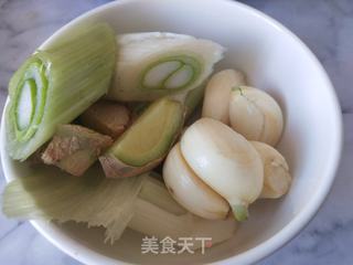 红烧鲅鱼的做法步骤:4