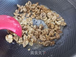 琥珀核桃仁的做法步骤:8