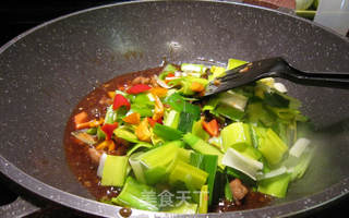 红烧汁蔬菜鸡丁的做法步骤:10