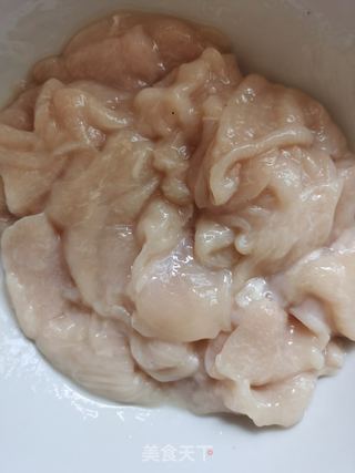 鱼香鸡片的做法步骤:3