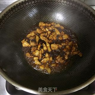 红萝卜炖肉的做法步骤：2