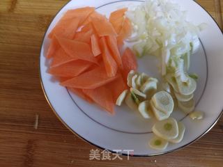 西芹百合炒虾仁的做法步骤:3