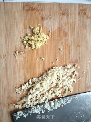 蒜蓉粉丝虾煲的做法步骤:5