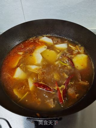 红烧羊肉炖白萝卜的做法步骤:11