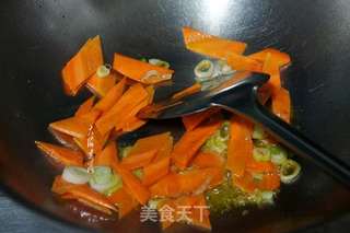 冻豆腐炒秋葵的做法步骤:4