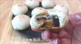 苏式豆沙月饼,层层酥脆,一口下去甜蜜满满,特别好吃!的做法步骤:18