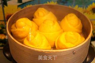南瓜花卷的做法步骤:9