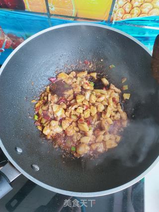 香辣鸡丁的做法步骤:12