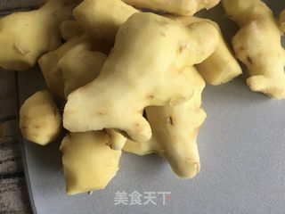 玫瑰黑糖姜枣膏的做法步骤：2