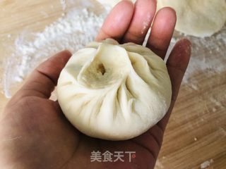 味美多汁的大肉包的做法步骤：20