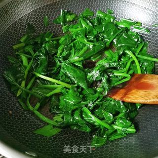 炒菠菜的做法步骤：5